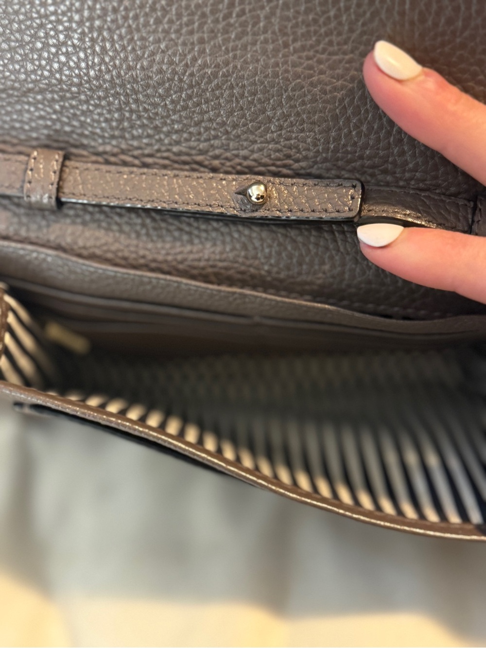 kate spade taupe brown leather crossbody wallet - Picture 6 of 12